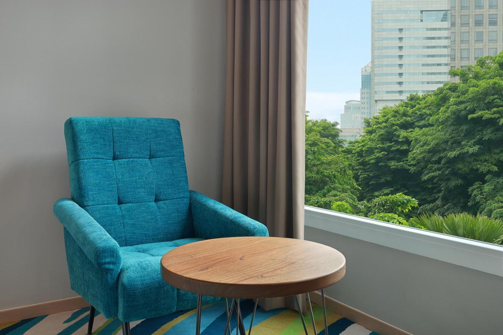 Holiday Inn Express Jakarta Wahid Hasyim By Ihg Extérieur photo