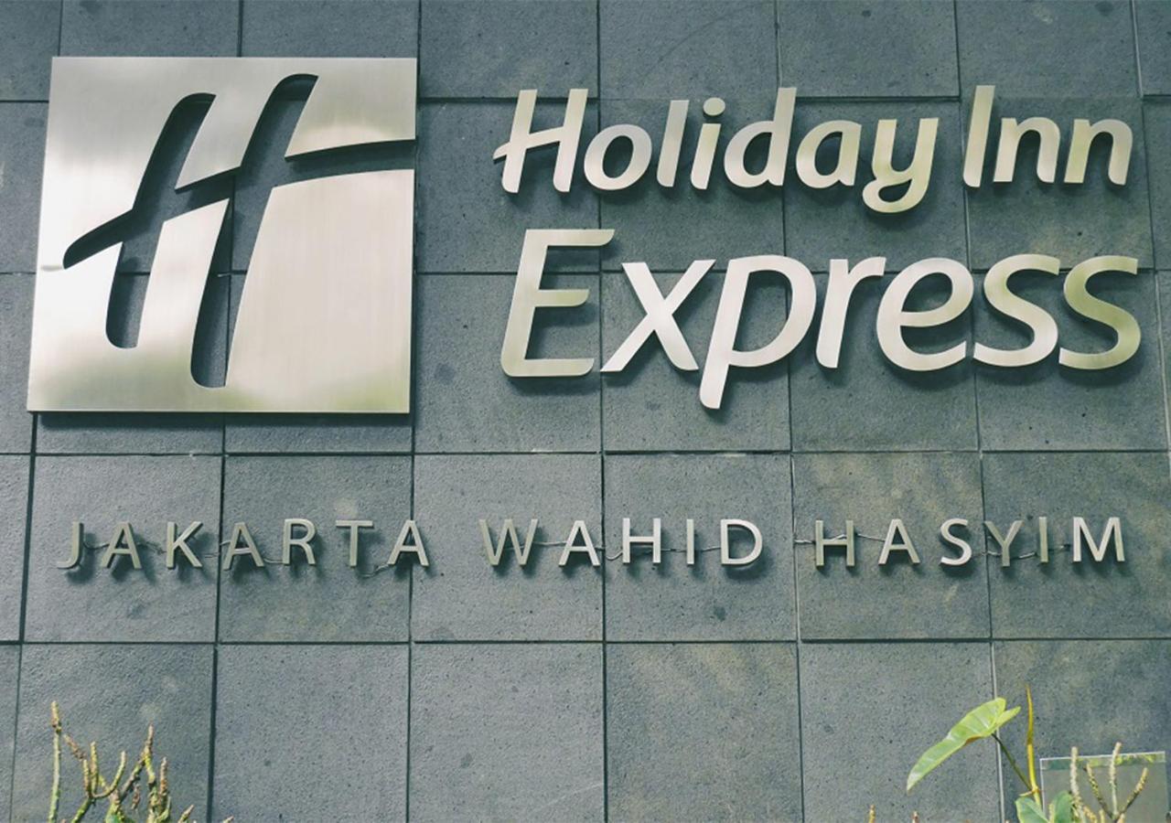 Holiday Inn Express Jakarta Wahid Hasyim By Ihg Extérieur photo