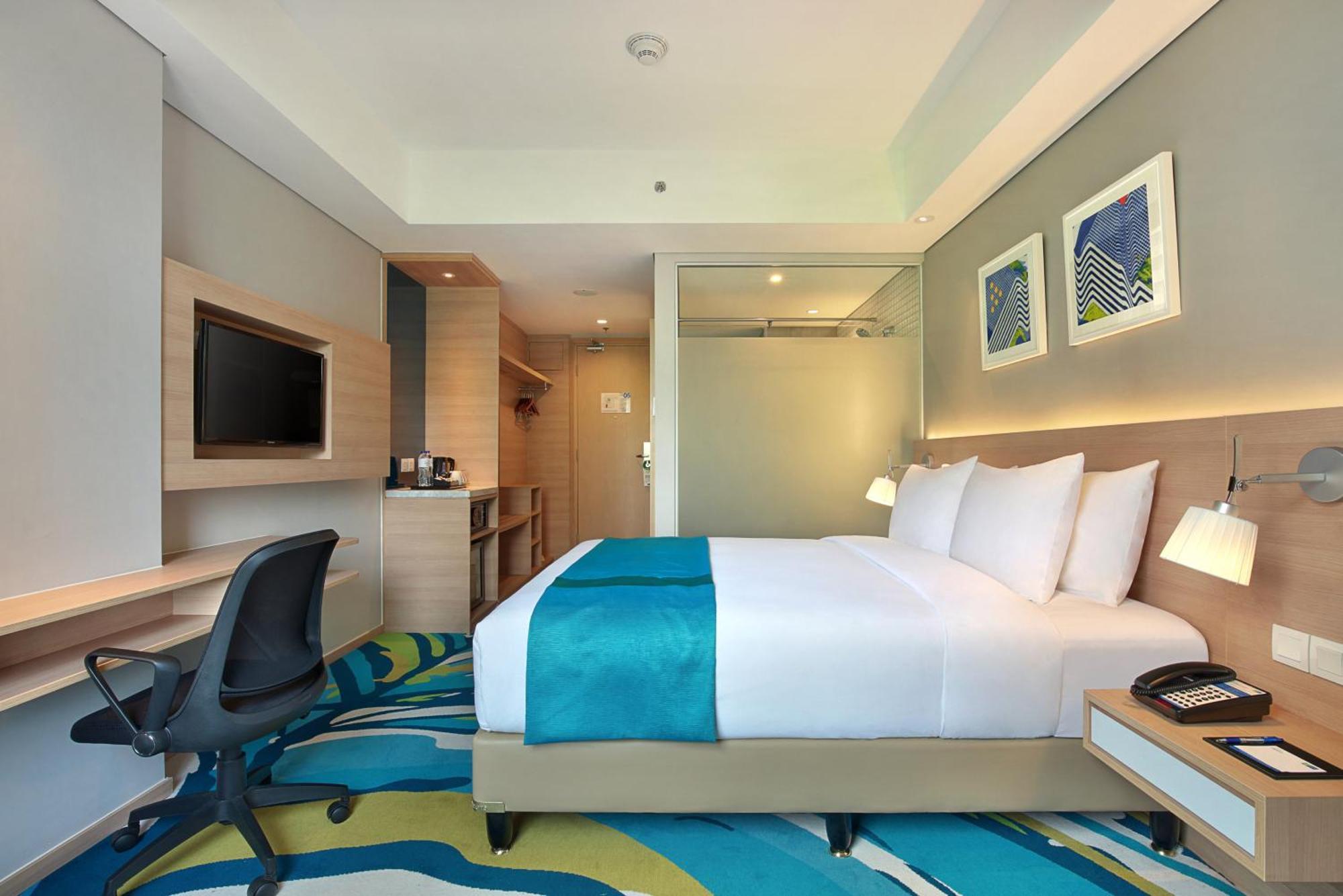 Holiday Inn Express Jakarta Wahid Hasyim By Ihg Extérieur photo