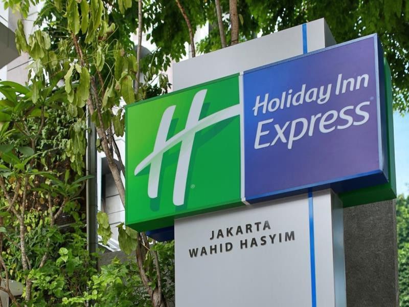 Holiday Inn Express Jakarta Wahid Hasyim By Ihg Extérieur photo