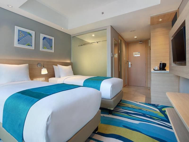 Holiday Inn Express Jakarta Wahid Hasyim By Ihg Extérieur photo